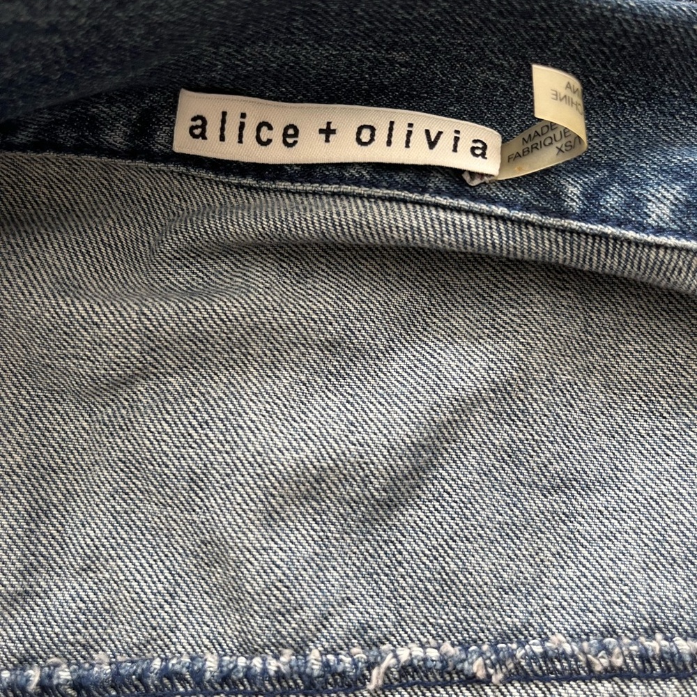 Alice + Olivia Denim Jacket with Eyeglasses and lips embroidered in the back. - Picture 6 of 10